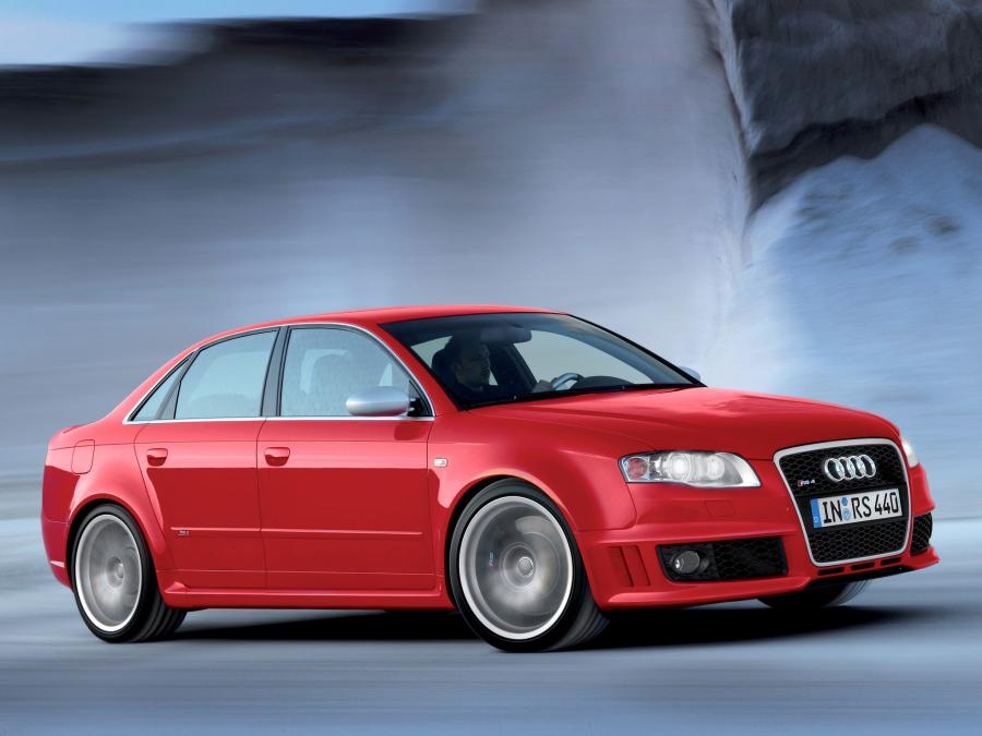  Audi RS4 Sedan (B7, 8E) 2005 года  (фото 2 из 48)